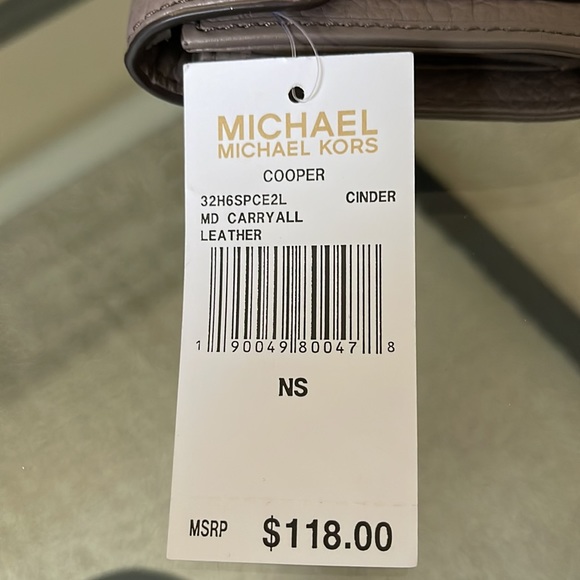 NEW/Michael Michael Kors Wallet/CINDER - Picture 7 of 7